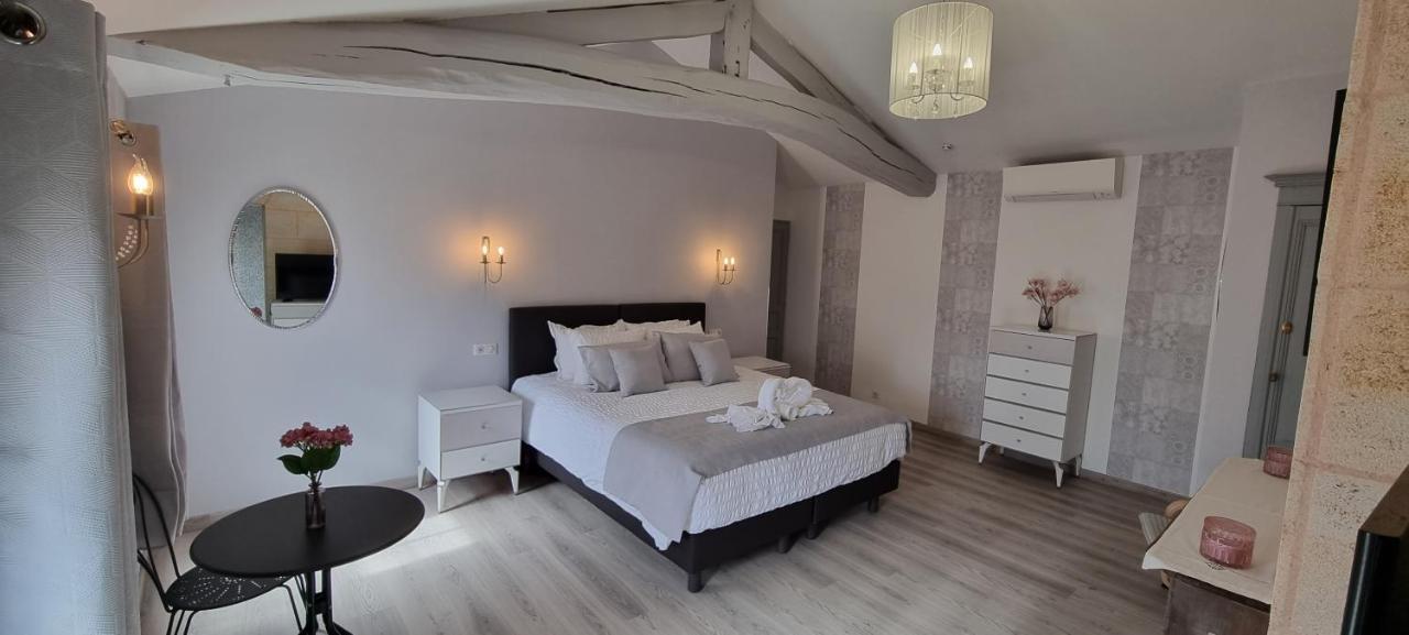 Domaine Des Pierres Precieuses - Demeure De Charme - Grand Standing - 15 Pers - Spa - Massages - Detente Et Bien-Etre - 30' Bordeaux Gauriaguet Exterior photo